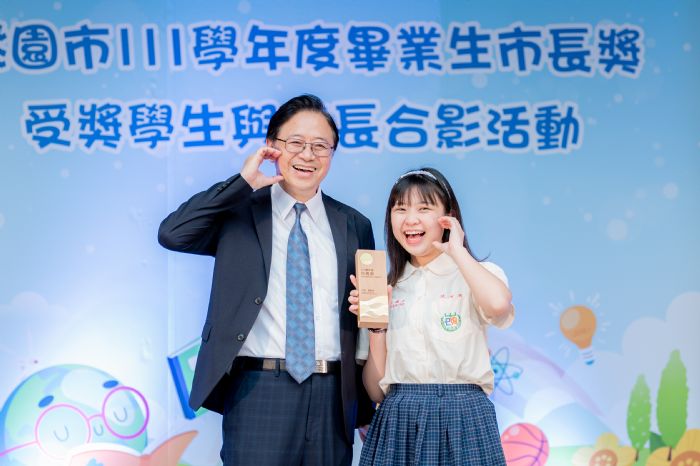 張善政勉勵畢業生持之以恆 668名國高中學子榮獲市長獎 20230608175252524