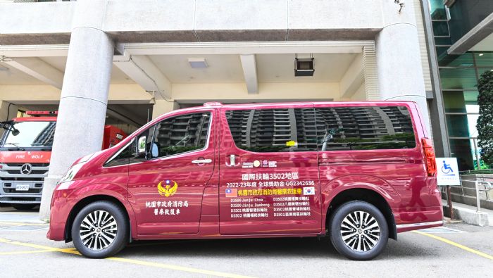 強化桃消救災設備 福興扶輪社捐贈醫療救援車、生命探測器 20230613165203507