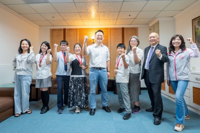 桃園4學子熱心公益 獲台新青少年志工菁英獎表揚 20230629153100611