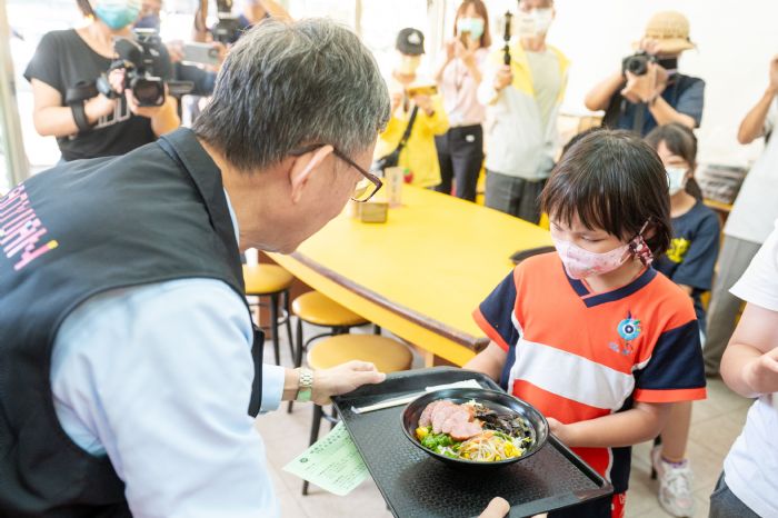 每餐60元!桃園調升愛心午餐補助 弱勢學子寒暑假吃飽飽 20230630135534780