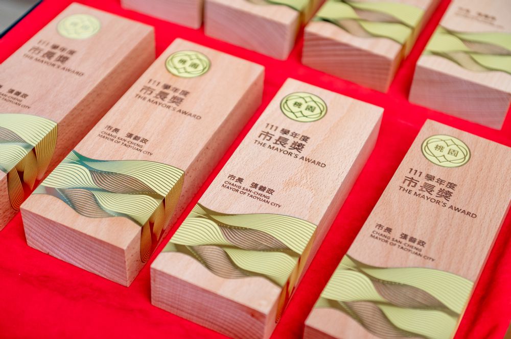 張善政盼畢業生發展無限 870名國小生榮獲市長獎 2023671844 25 4