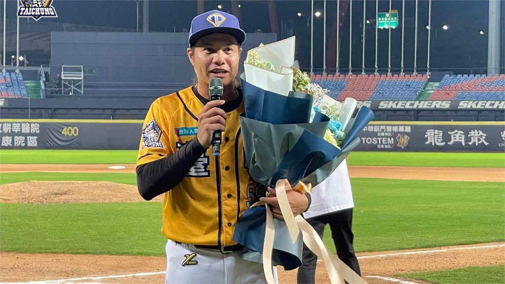 結束12年球員生涯!張正偉感性發文