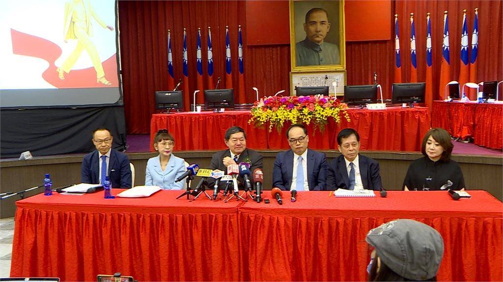 遠百疫後拚拓店 徐旭東談性騷:職場就是no touch