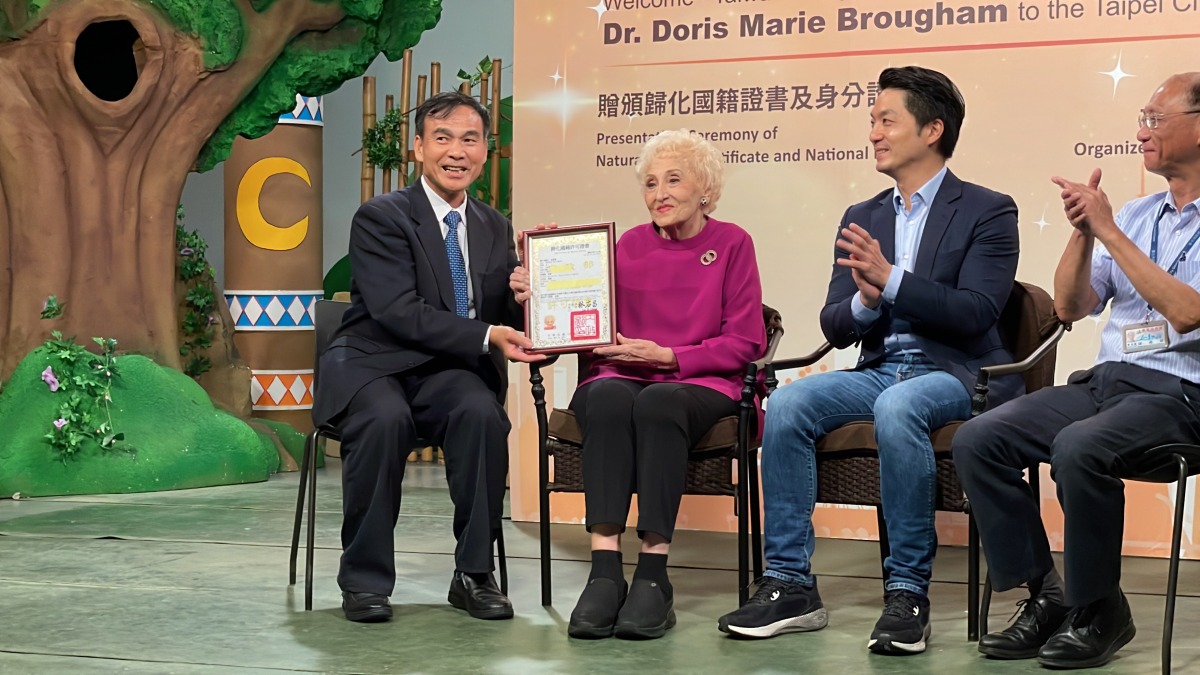 深耕台灣逾70載 空中英語教室創辦人彭蒙惠歸化 5038a6ae 4f99 4606 803b 42427e6925c7