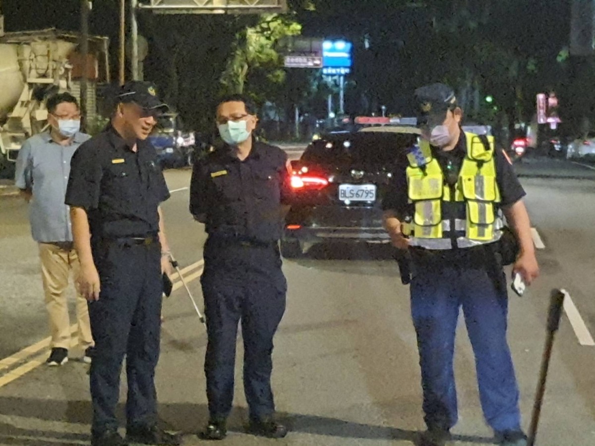 大溪警前進機車行 籲業者勿任意改車 6F9B5AED 6DDF 45D9 BBFE 7CEC3ACCFB17