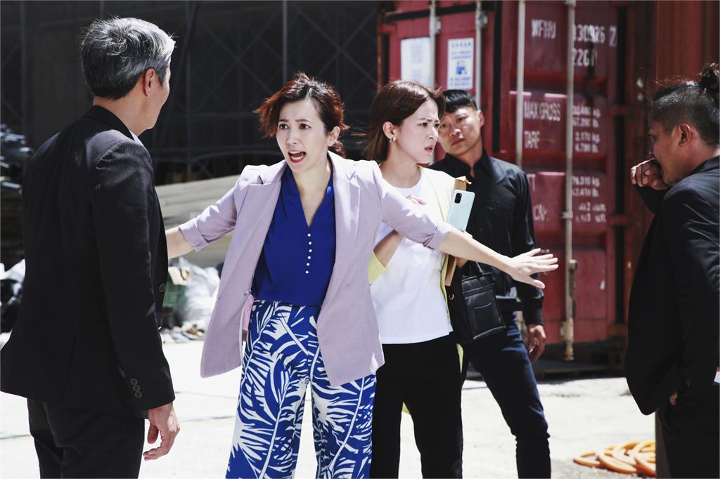 《市井豪門》廖家儀提前領便當?遭高空重物擊中替未來媳婦擋災