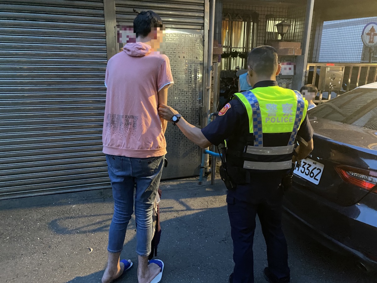 端午驚魂!精障男偷溜出門 龍潭警助返家團圓 S 20628076