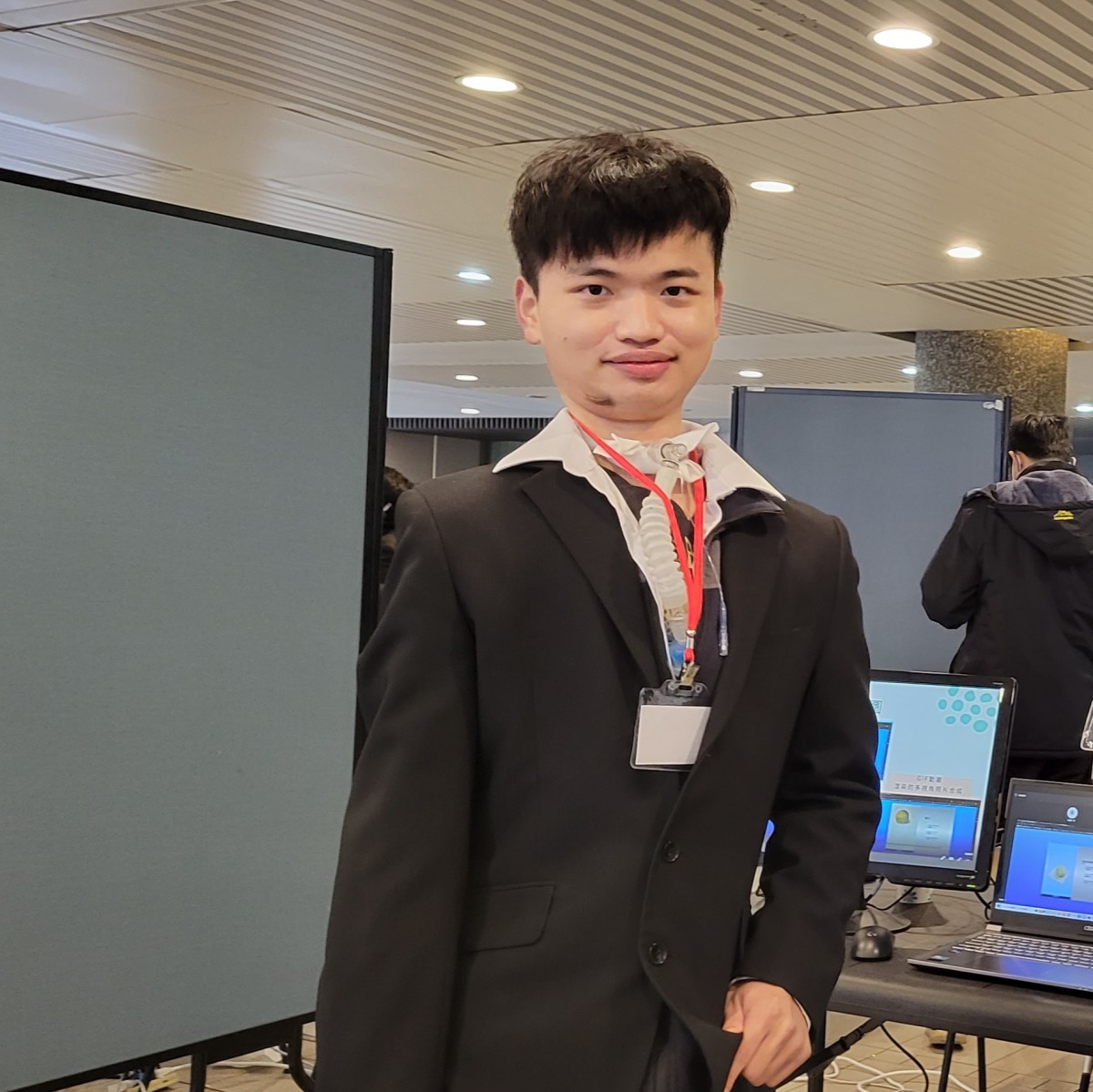 生命不受限!長庚大學王紹丞戴呼吸器半工半讀 再奪總統教育獎 cb244b97 8389 4dfc a74a 372c7a67e087