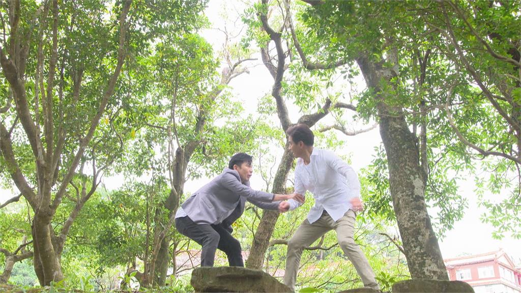 《市井豪門》翁家明摔落山谷 想起2年前登山驚魂記