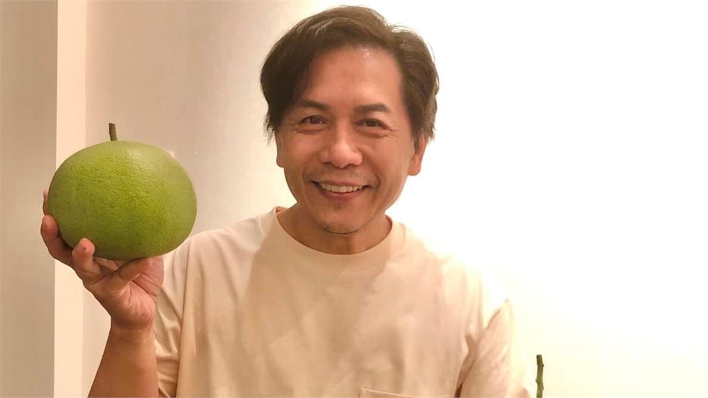 許傑輝當年自誇:我很乖!帶岳母去這「搞定她」