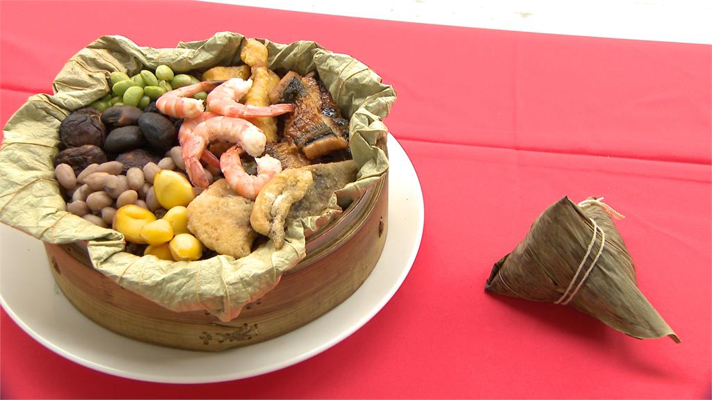 比一般肉粽大10倍!澎湃帝王粽包進4種海鮮