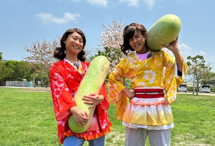 浩翔與無尊打扮妖艷身穿和服扛冬瓜!「婀娜多姿」模樣嚇退攝影師