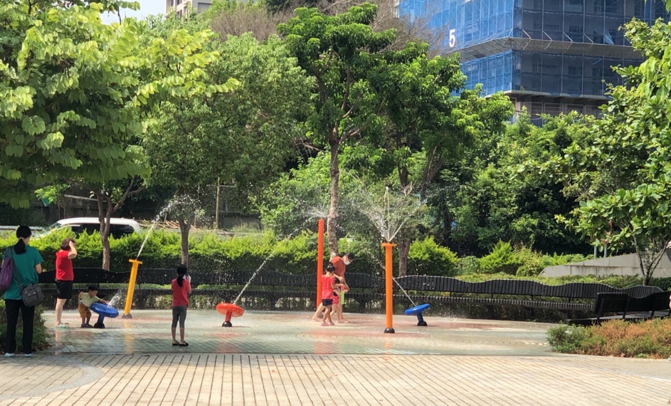 夏天消暑秘笈 桃園各區水舞噴泉、戲水地點看這邊 中壢區水秀公園