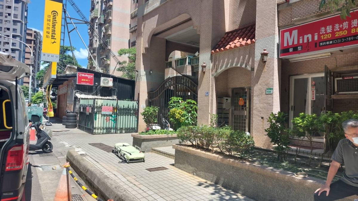 懷疑女友不忠竟持槍威脅 桃園男與警對峙12小時投降 1519959