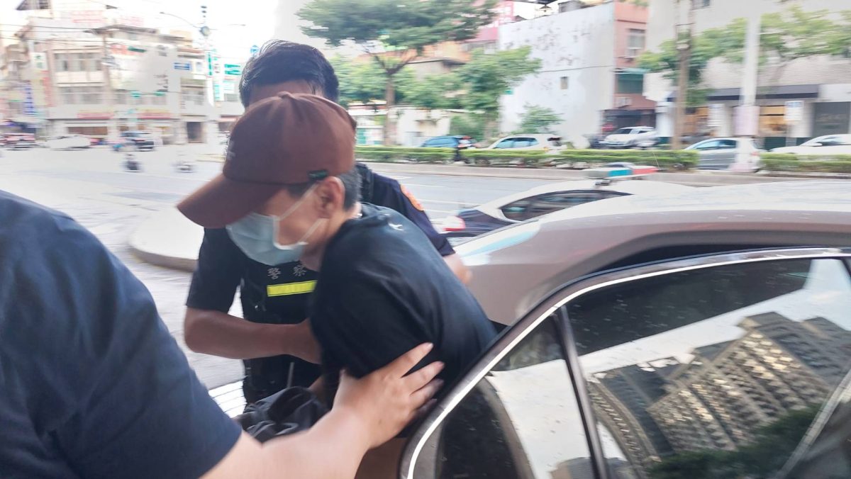 懷疑女友不忠竟持槍威脅 桃園男與警對峙12小時投降 1519961 scaled