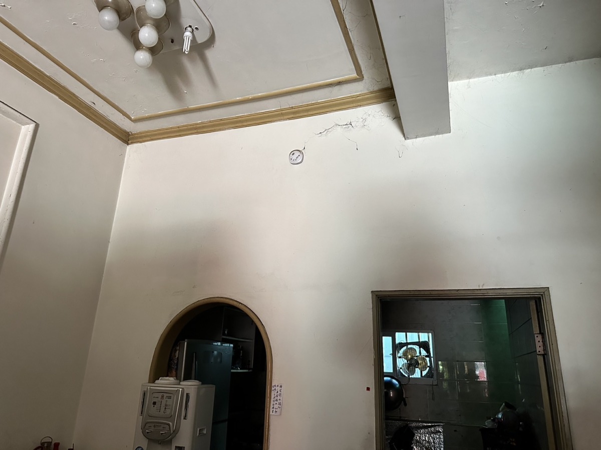 火災住警器救命!民眾睡夢中被驚醒緊急逃生 1690626410350