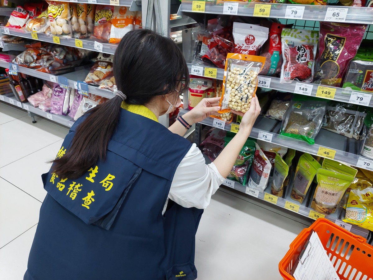 桃園衛生局抽驗飲料、冰品 民眾安心消暑 20230503 103512