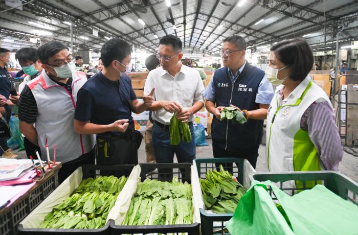 中颱杜蘇芮來勢洶洶 蘇俊賓曝桃園蔬果供應情形 20230725100845200