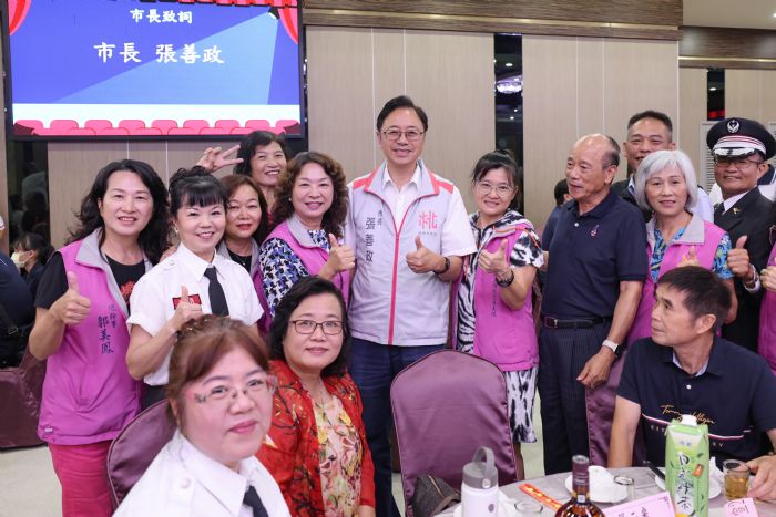 桃園市義消隊長佈達交接 張善政頒獎表揚感謝付出共同守護桃園 20230728204147563