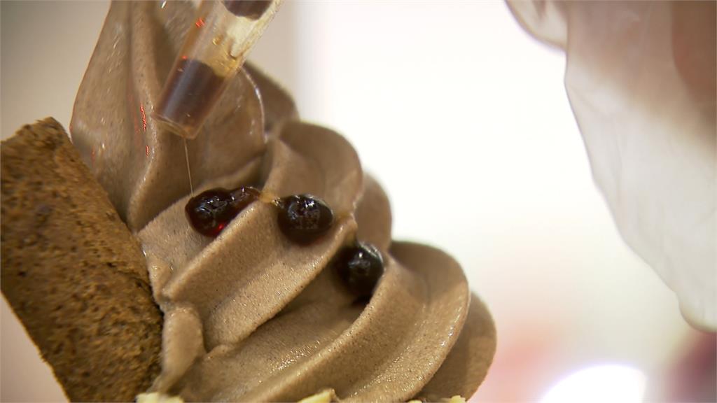 今夏必吃! 業者推「繡球花霜淇淋」 美到下不了口