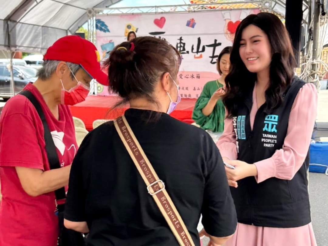 政治素人角逐桃園第6選區立委 民眾黨李慕妍承諾為弱勢發聲 35278