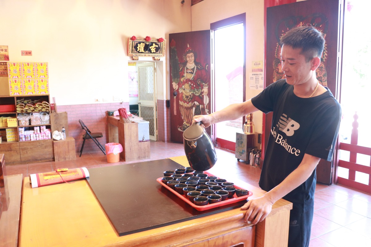曾庇佑信徒發票中兩百萬 ! 「桃園玄壇」武財神靈驗事蹟多 IMG 7345