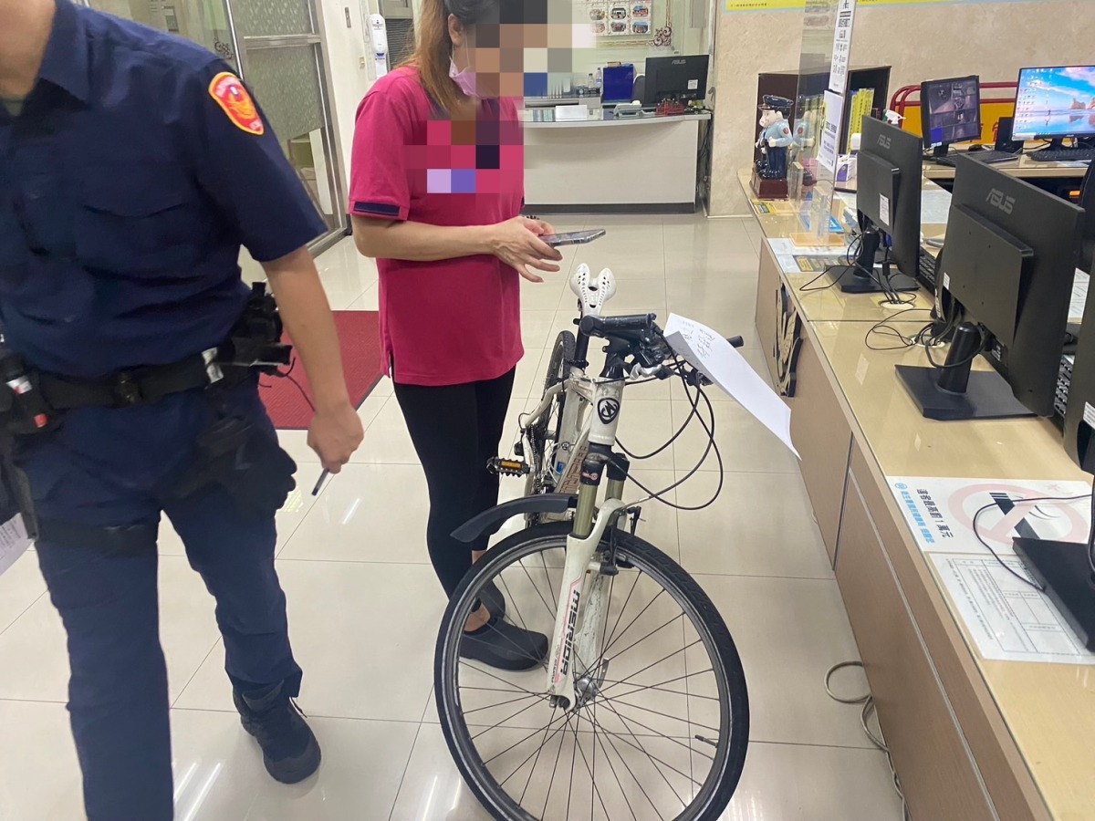 腳踏車家門口不翼而飛 大溪警助失而復得 S 3490026