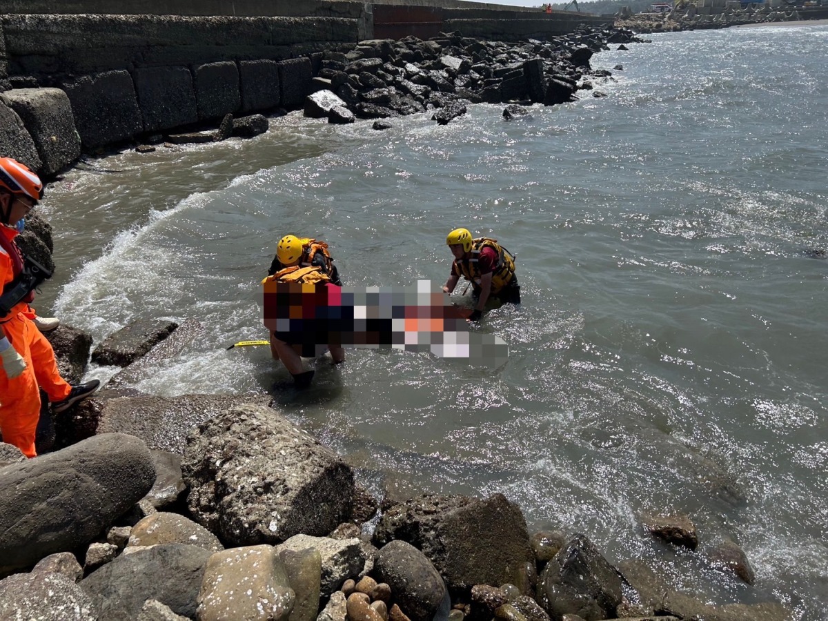 高美濕地3移工落海失蹤多日 今桃園永安漁港尋獲2浮屍 S 5586982