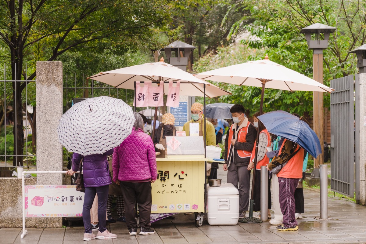 長庚大學關懷弱勢、偏鄉 獲亞太暨台灣永續行動獎競賽肯定 圖2 李冠逸 團隊特色照片