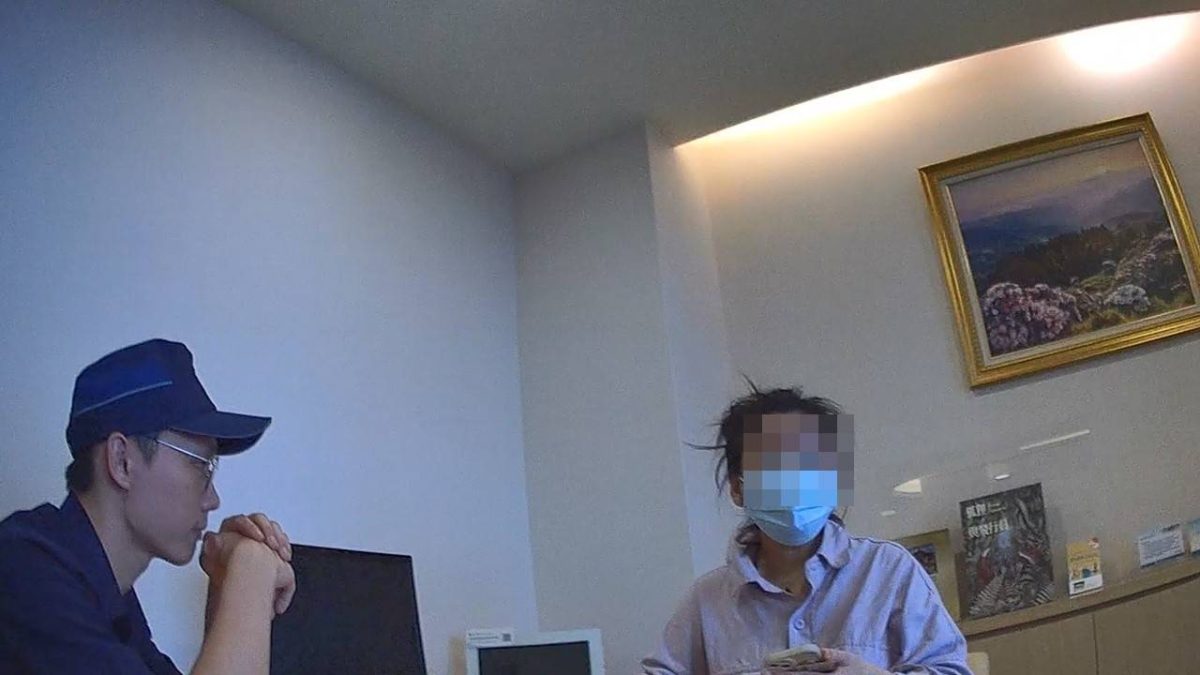 借帳戶再賺分紅?女子誤信詐騙險成車手警及時勸阻 1538774 scaled