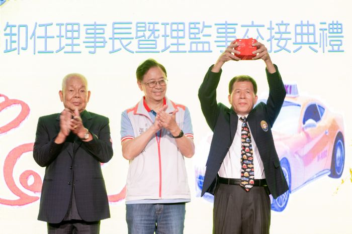 張善政規劃推動「幸福小黃」 撐起偏遠地區交通接駁 20230812121928925