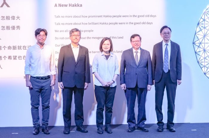 蔡英文體驗世客博互動裝置 肯定桃市府用心舉辦 20230818151254392