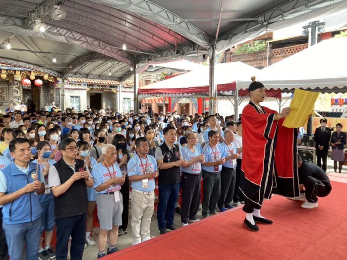 桃園景福宮成年古禮「做十六歲」 祝福青少年「轉大人」邁向人生新階段 20230820130935744
