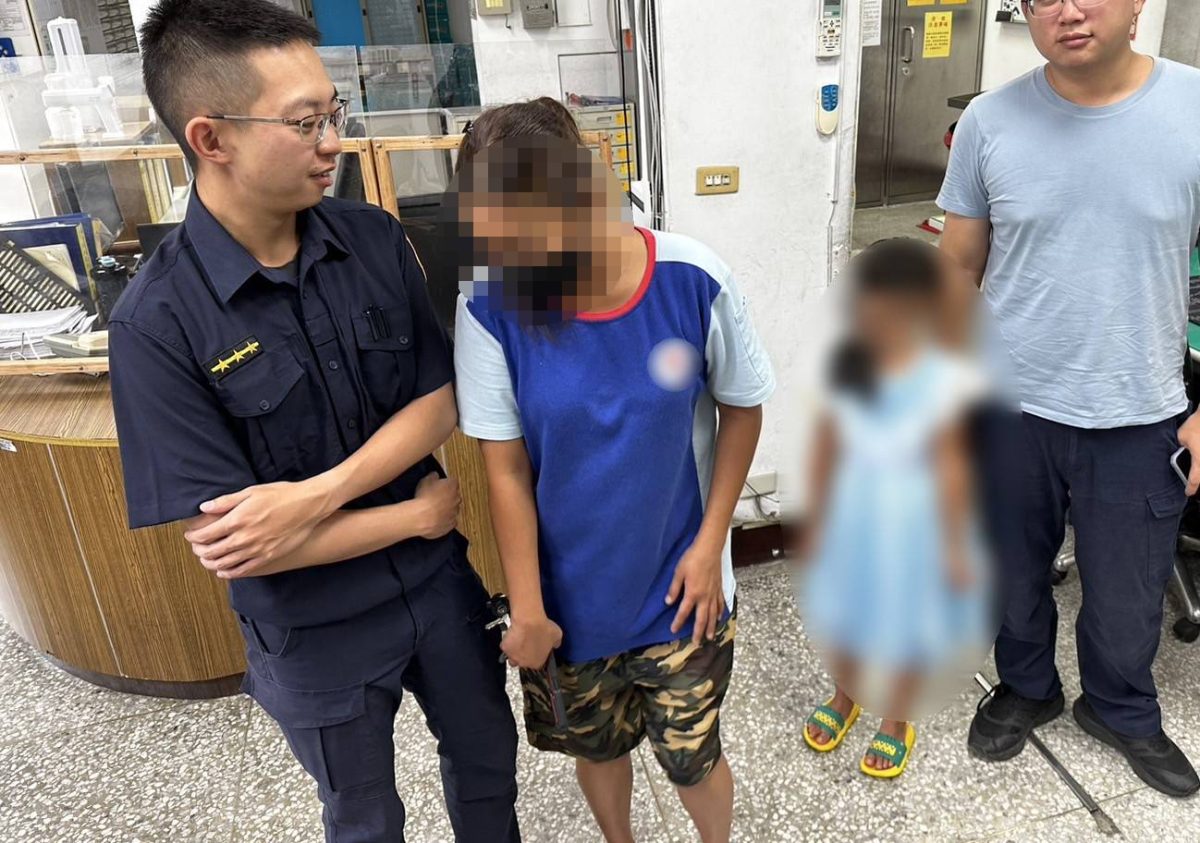 8歲童清晨偷溜出門 大園警助母女團圓 297203 0 scaled