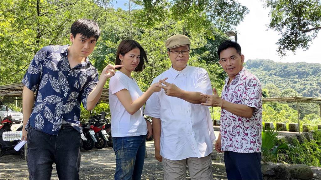 蘇晏霈《市井豪門》忍受毛毛蟲滾山坡!楊烈大讚敬業