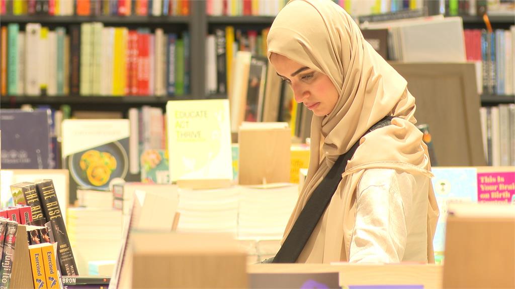 馬來西亞進口書多來自台灣!書店進駐吉隆坡商圈