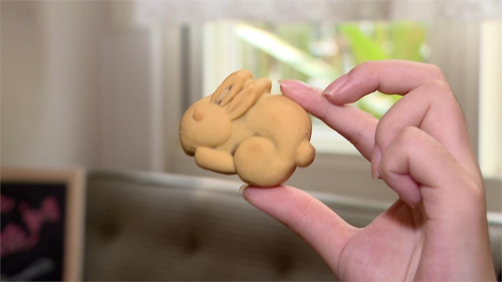 自己的月餅自己做! 創意禮盒搶攻中秋商機