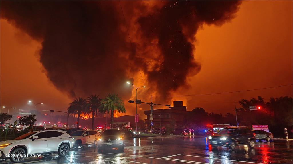 PChome千坪倉庫慘燒光！網家股價早盤重挫逾4%