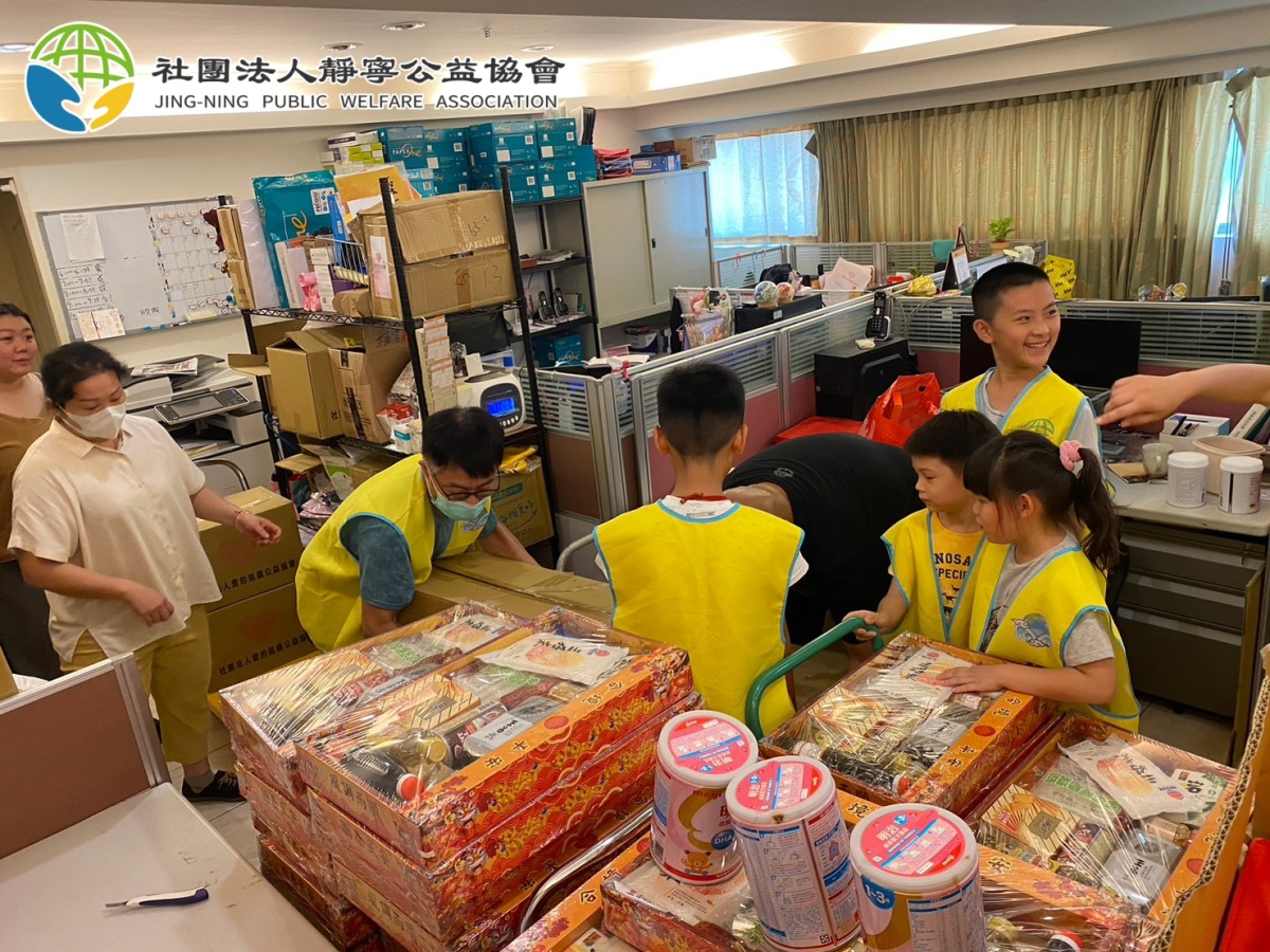 LINE ALBUM 112820分送普渡物資（桃園教養院、愛的延續公益協會） 230828 16 副本 0