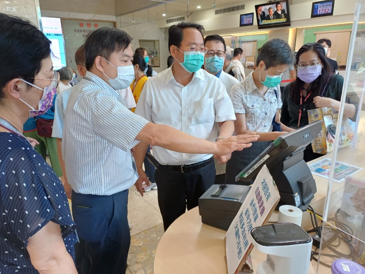 北榮桃園分院貼心服務 長輩就醫更便利 LINE ALBUM 20230807張仁義處長視導 230808 7 0