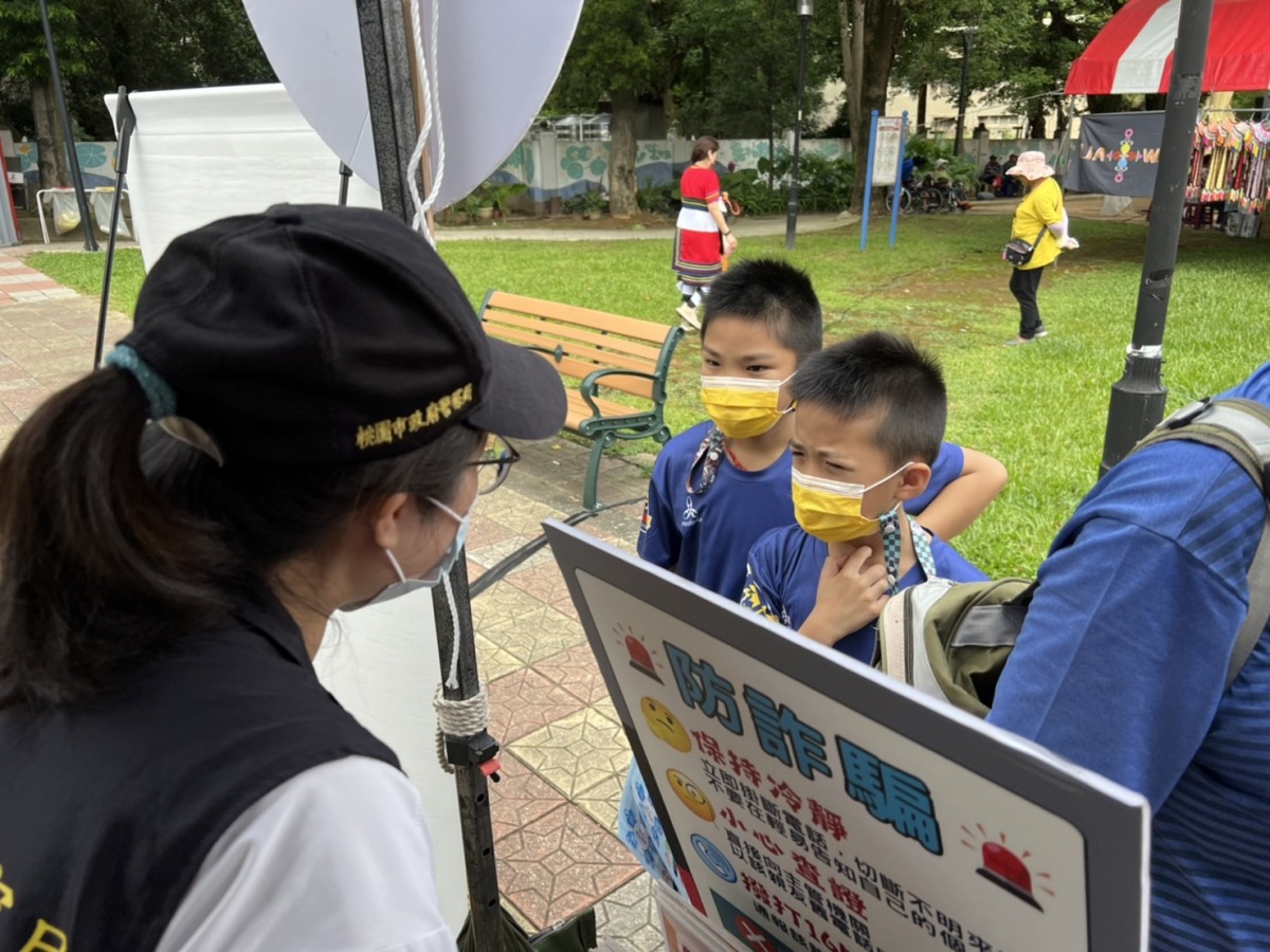 八德分局預防犯罪宣導 強化民眾反詐騙意識 S 43221008 0