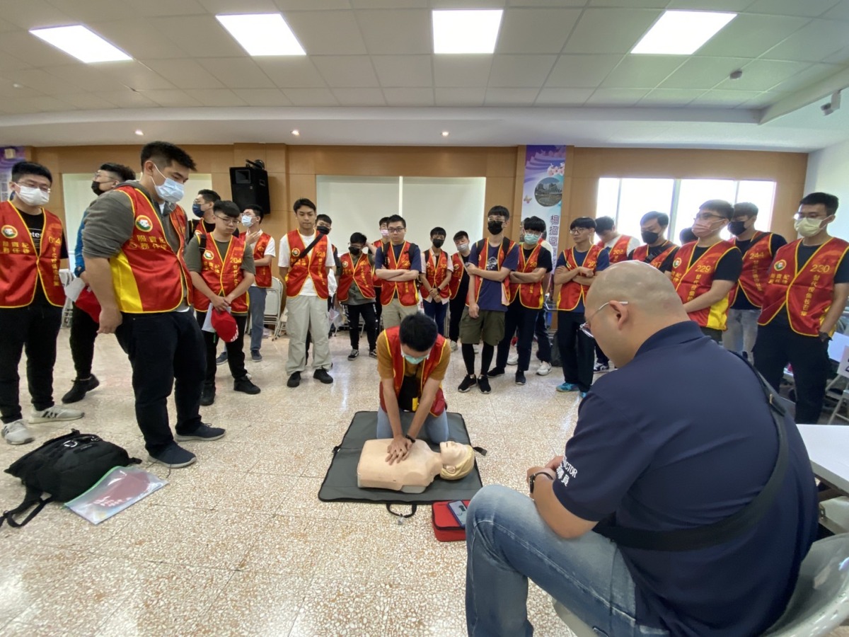 桃園244備役役男齊聚 學習救護專業技能 S 8413200 0