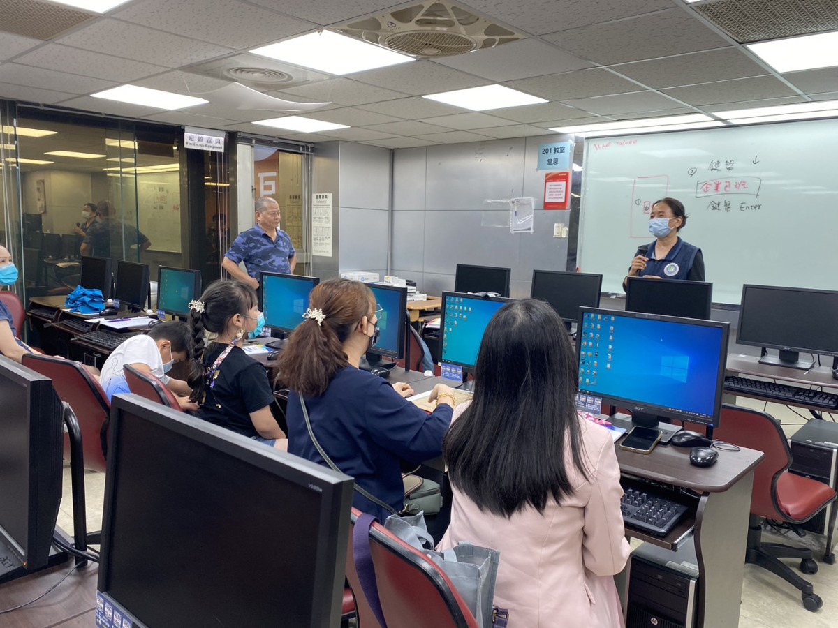 桃園「新住民免費電腦課程」 黃英貴:提升個人競爭力 圖一2