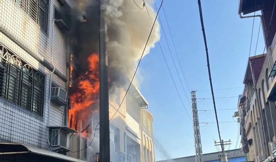 平鎮7旬翁命喪火窟 賴香伶促政府檢討瓦斯安全裝置規範 平鎮