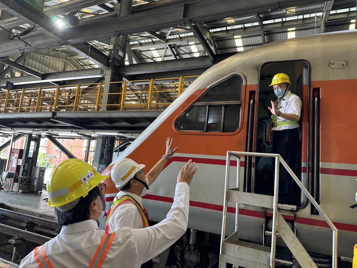 臺鐵列車限速備援系統陸續上線 強化行車安全