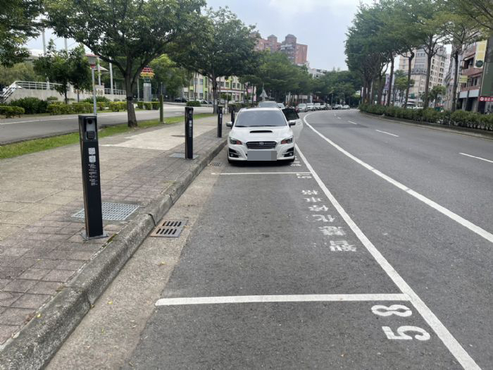 桃園交通局試辦智慧停車柱 市府合作行動支付享5折優惠 20230921173646087