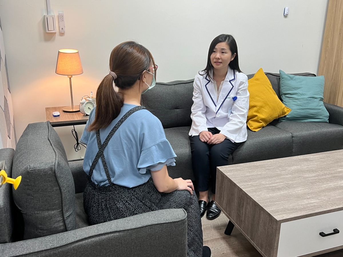 當心產後憂鬱!專業諮詢評估照顧媽咪心理健康 S140009474