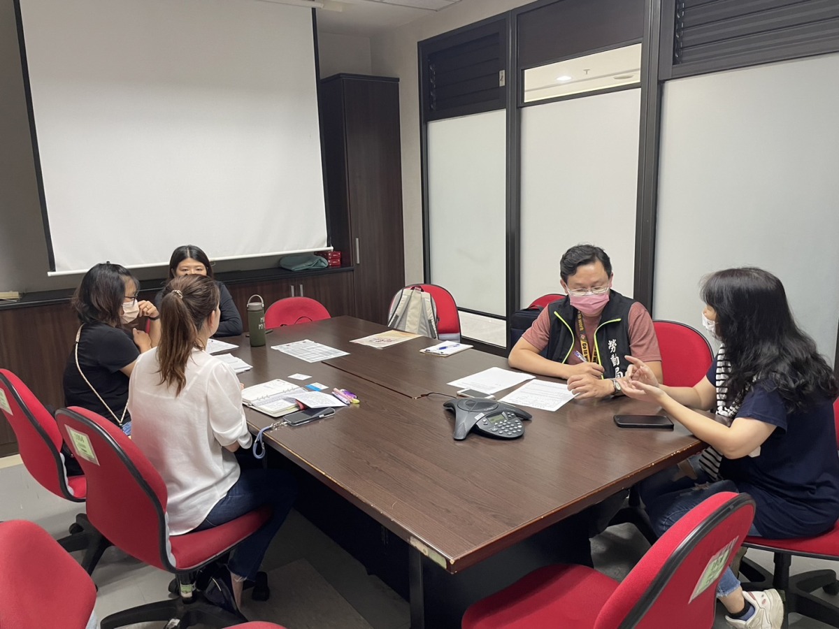 亞旭電腦公司被控惡意逼退移工 桃園勞動局派員了解 S 30507034