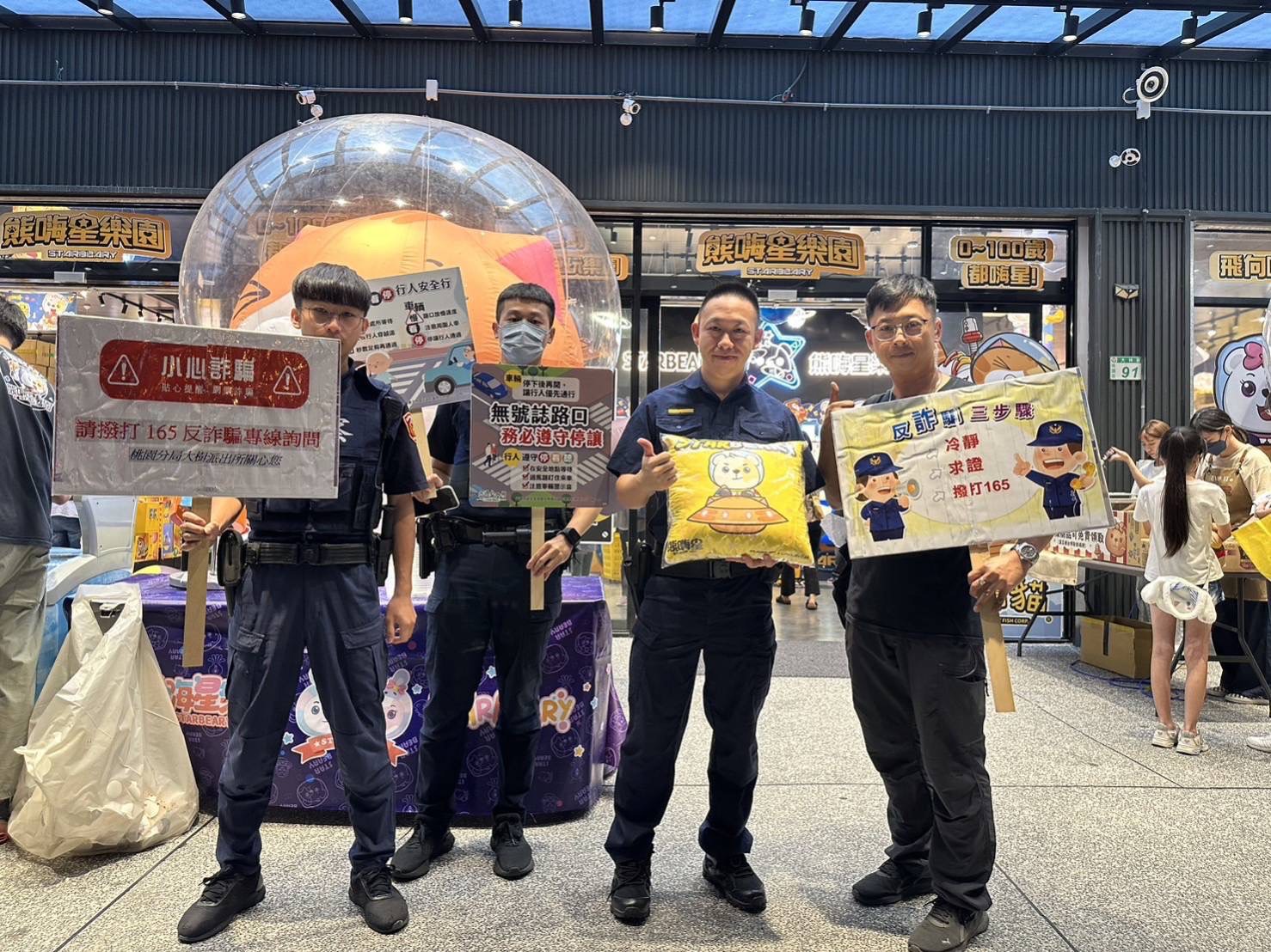 桃警加強「交通安全月」宣導 逮違規男酒測超標 S 5808164