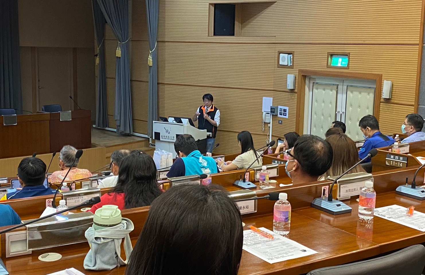 龍華科大USR計畫推廣在地文史、社區營造 成果獲熱烈回響 龍華科大USR團隊舉辦會議座談 凝聚社區共識推動永續發展 3